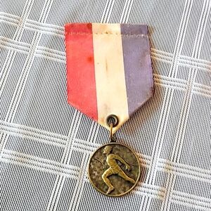 Vintage Red White and Blue Golden Running Medal Award